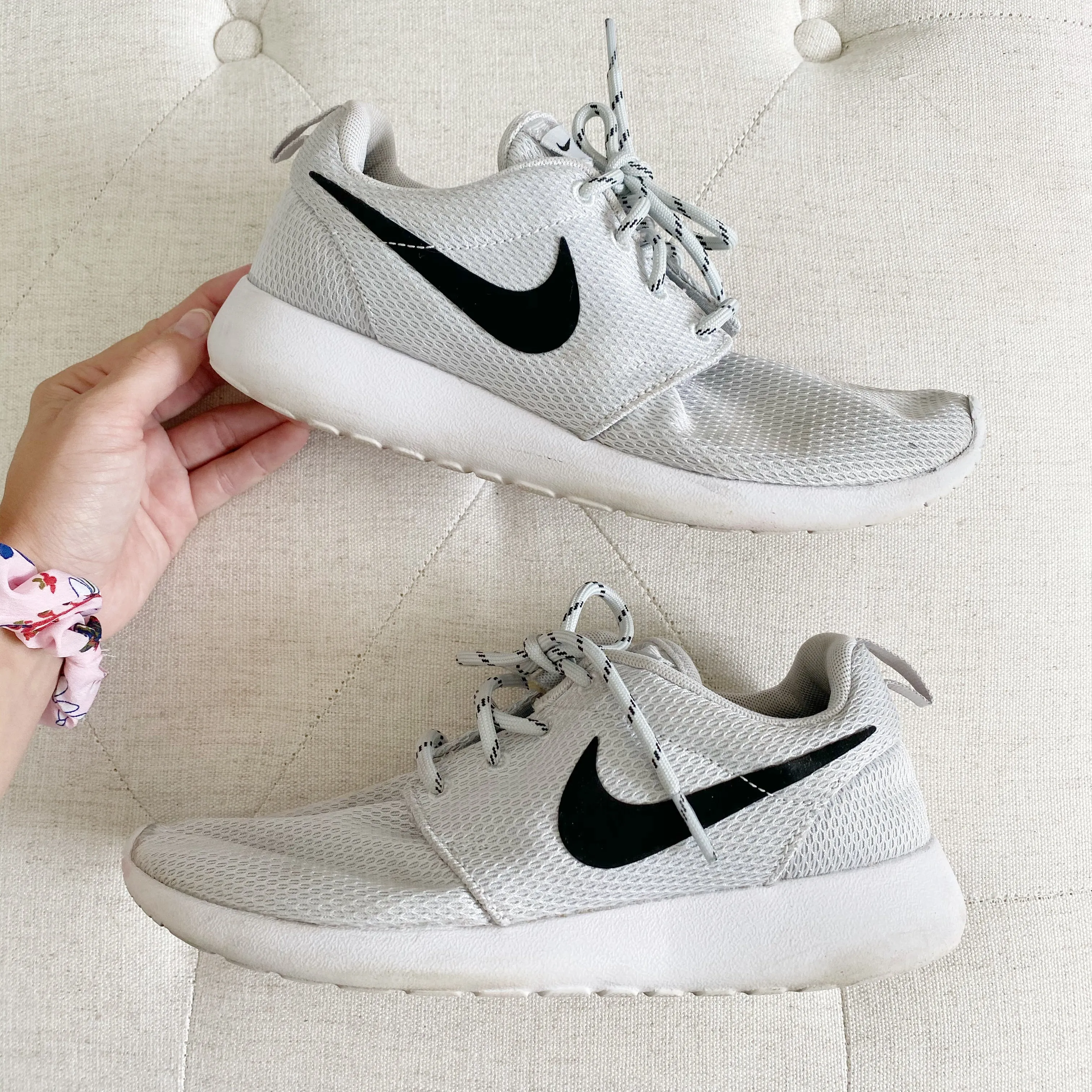 Nike Light Gray Sneakers 6.5