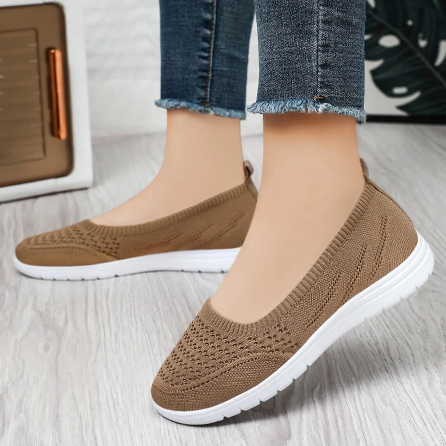 Womens Flats Slip On Go Summer Knit Walking Shoes Breathable Soft Mesh Loafers Athletic Ballet Flats Classic Dress Shoes