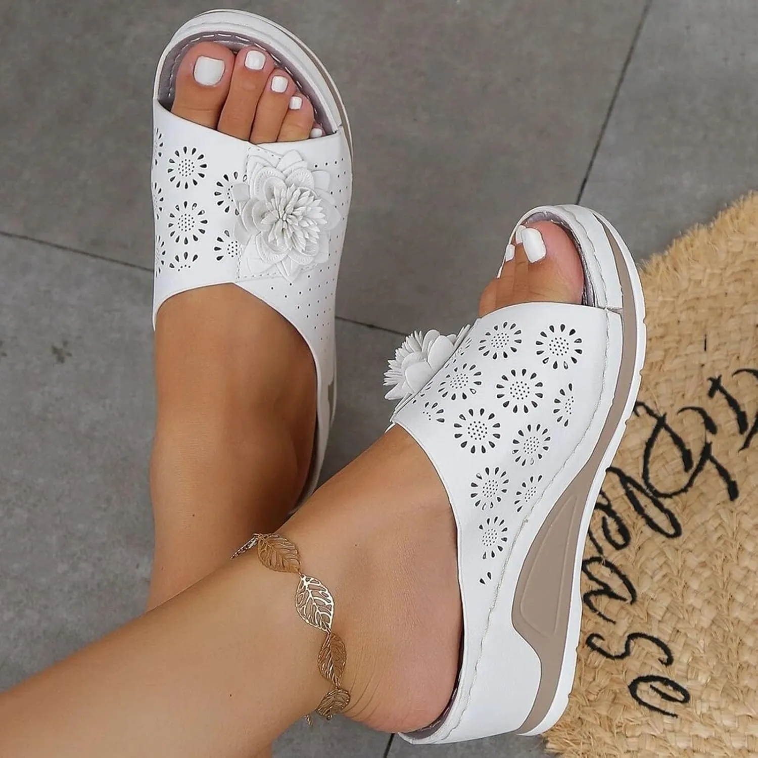 Womens Flower Sandals Dressy Wedge Platform Sandals Comfortable Slingback Sandal Slip On Beach Slippers Comfortable Sandal for Walking Retro Summer Shoes with Arch Support